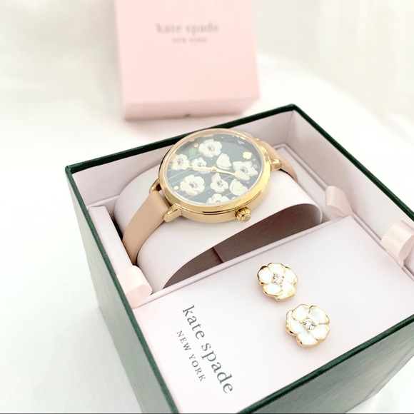 RESTOCKED Kate Spade Holland watch & earrings set - Picture 2 of 5
